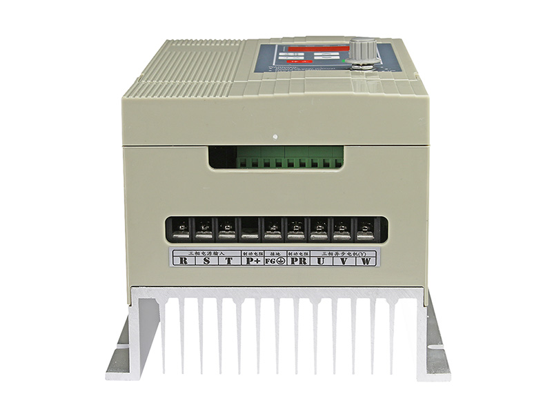 4000H通用變頻器，變頻器三相380V，變頻器廠家，電機(jī)變頻器