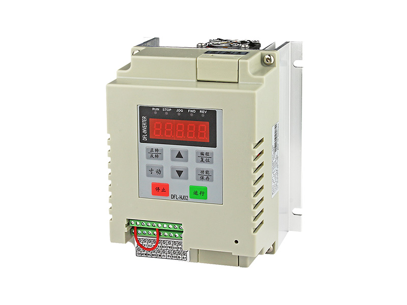 200N單相水泵變頻器，220V供水變頻器，恒壓供水變頻器