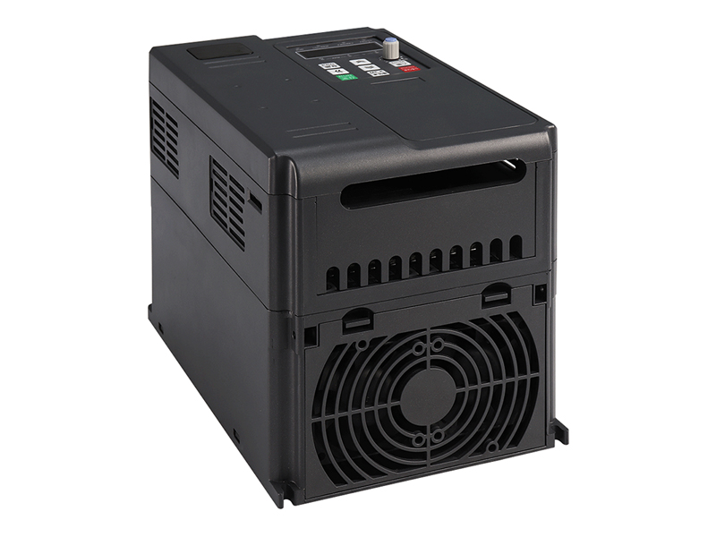 220轉(zhuǎn)380變頻器，單相220V輸入轉(zhuǎn)三相380V輸出變頻器